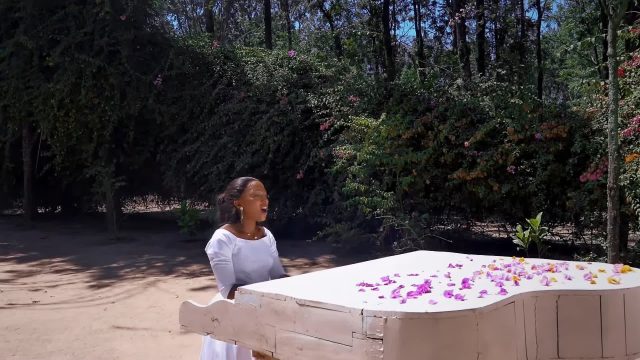 Download Video | Asteria John – Nitabaki na wewe